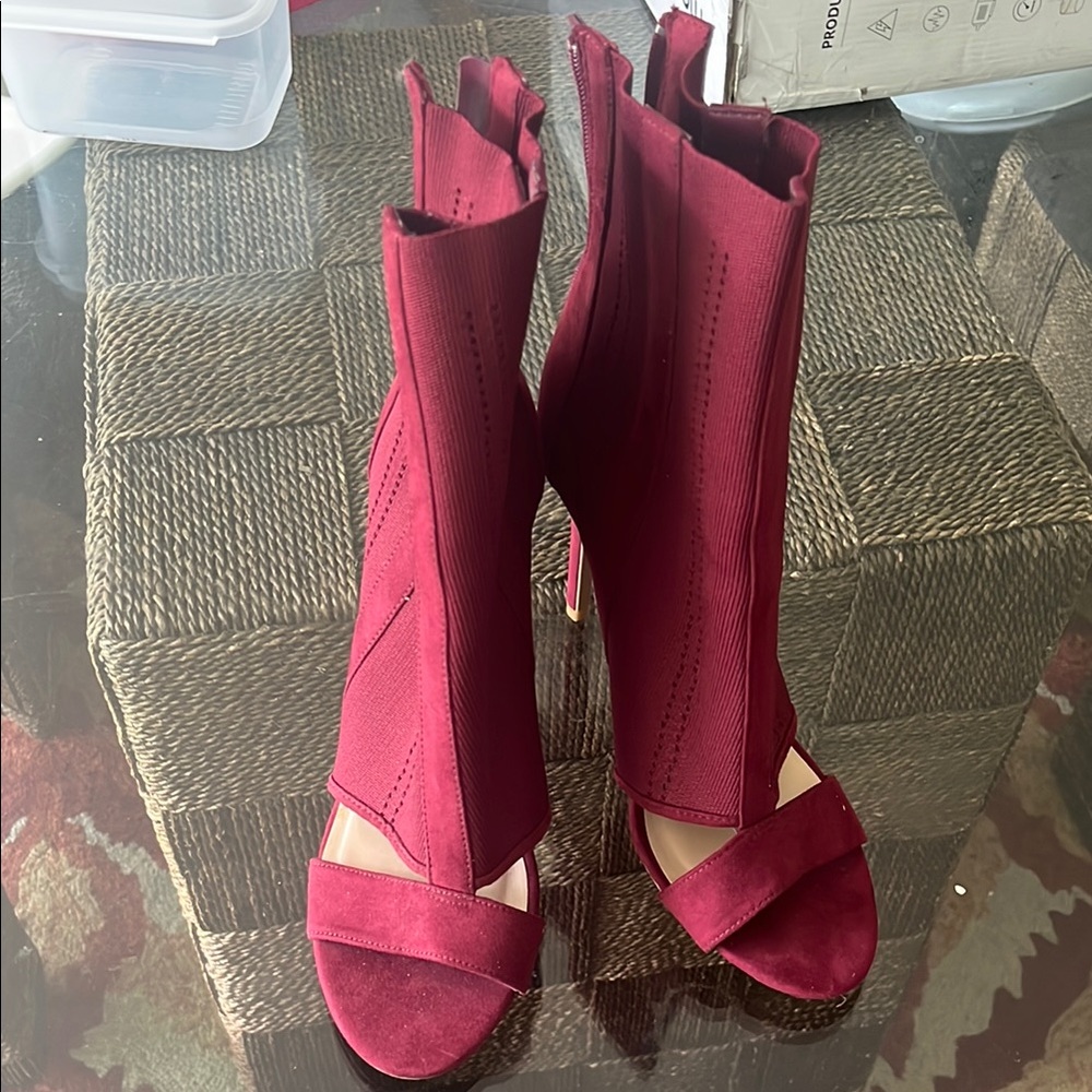 Elegant Burgundy Women's Heels